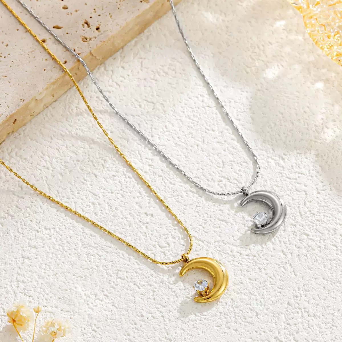 Titanium Steel Necklace with Small Crescent-shaped Claw-set Diamonds and Moon Design - A Goddess-style Collarbone Chain