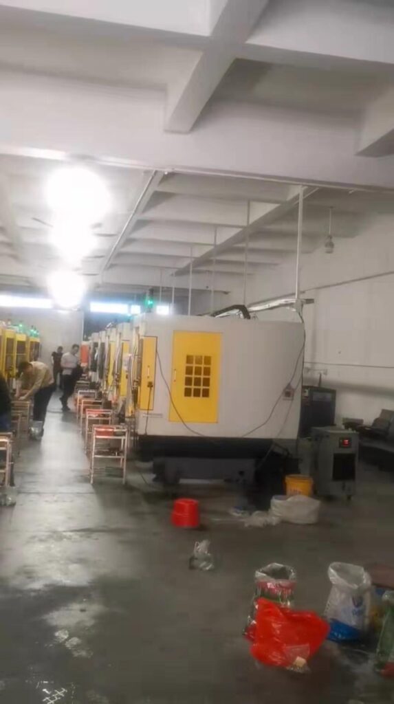 Five-axis simultaneous CNC machine tool